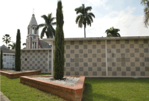 camposanto o cementerio central, los pinos